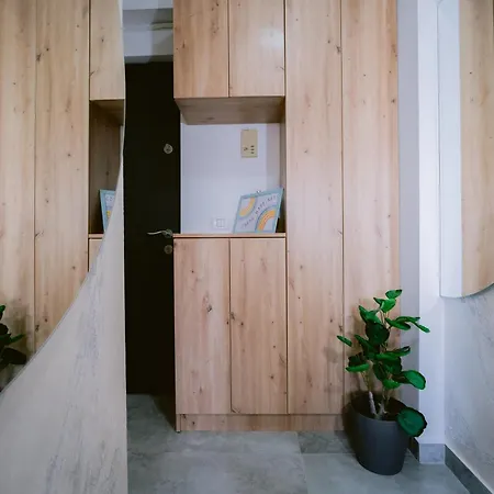 Lucky 26 - Cismigiu Sunny Haven