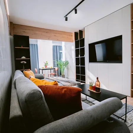 Lucky 26 - Cismigiu Sunny Haven Apartment *