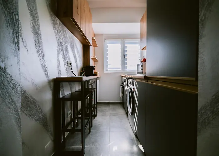 Apartment Lucky 26 - Cismigiu Sunny Haven Bucharest